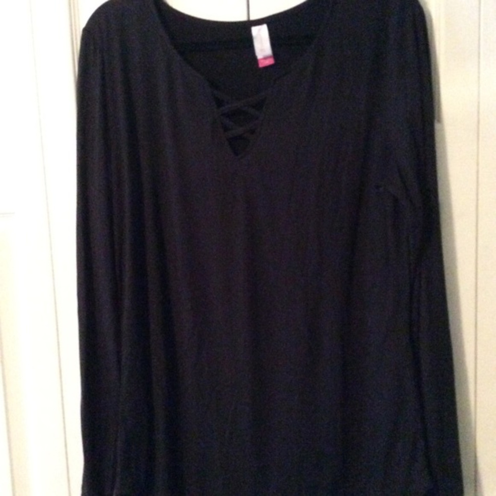 Black long sleeved criss cross top